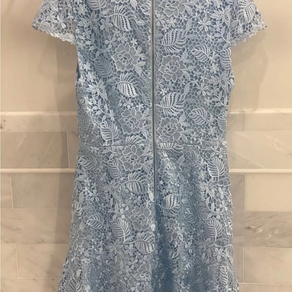 Alice + Olivia Rapunzel Lace Mini Dress Icy Blue (light blue) NWT Size 10 - Picture 8 of 17